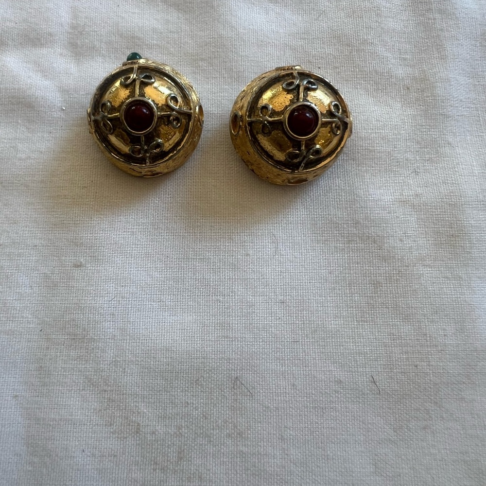 Elegant  vintage Gold and Red Women's Earrings